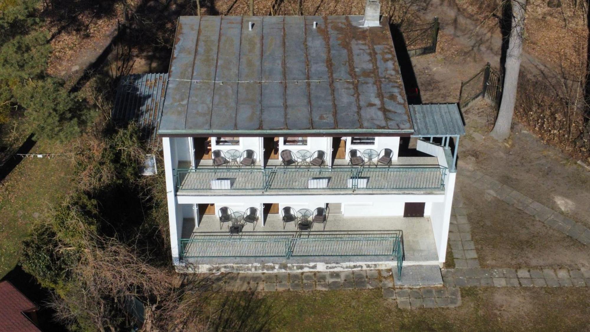 فندق Yacht Club Bezdrev Hluboká nad Vltavou المظهر الخارجي الصورة